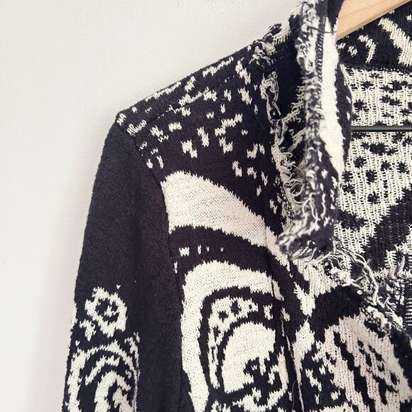 Free People Smitten Kitten Pattern Sweater Cardigan Size M Blue - Picture 3 of 7